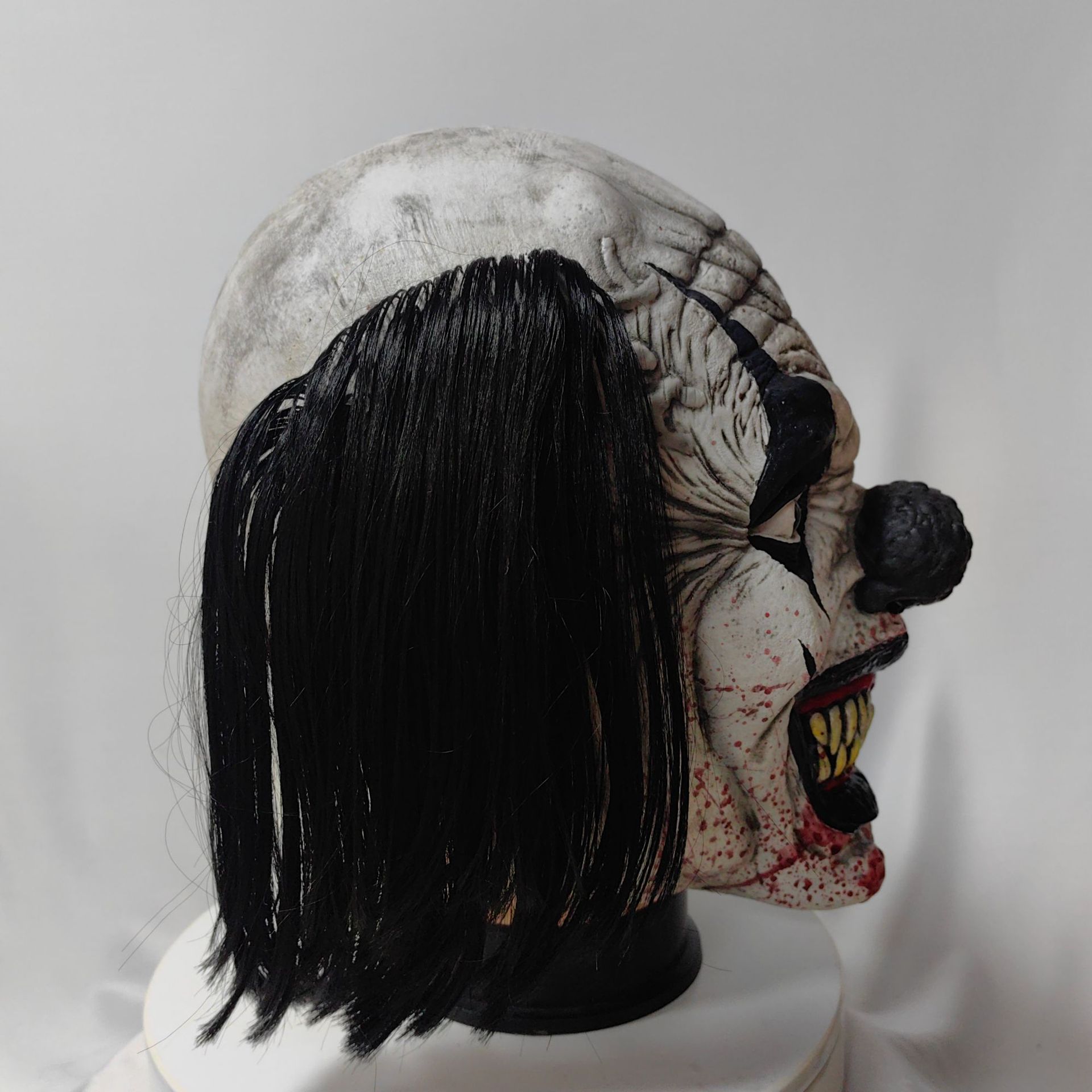 Gruseliges Lächeln Clown Maske – Briar Cosplay Prop Bewertung und Preis